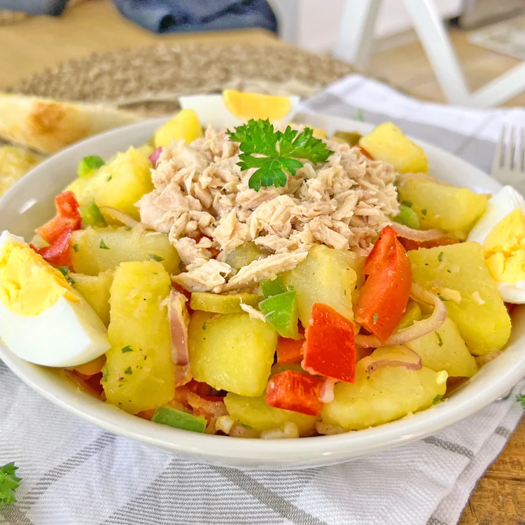 Spanish Country Salad | Ensalada Campera