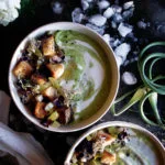 Gazpacho de uvas verdes y brotes de ajo