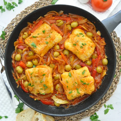 La famosa receta de bacalao de las Islas Canarias | Bacalao Encebollado Canario