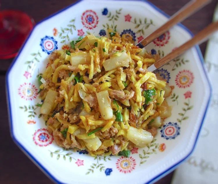 Atum à Brás com ananás