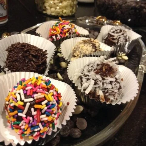 CHOCOLATE TRUFFLES