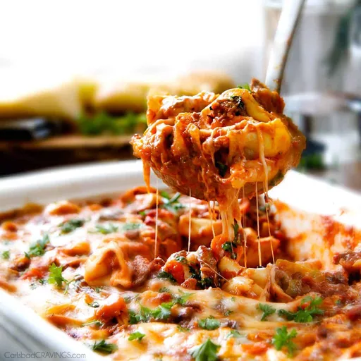 Tortellini al horno a la boloñesa con queso