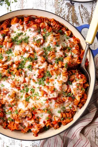 Pasta a la parmesana con pollo