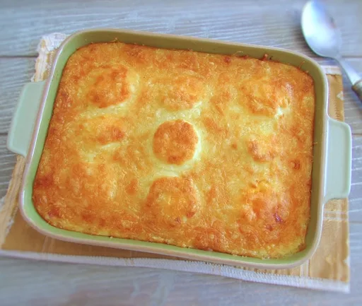Pastel de atún con huevos