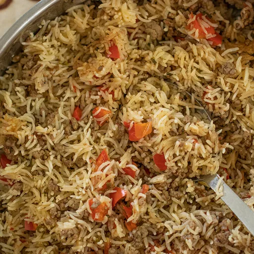 Sartén de ternera y arroz al estilo griego: Pilafi me Keema