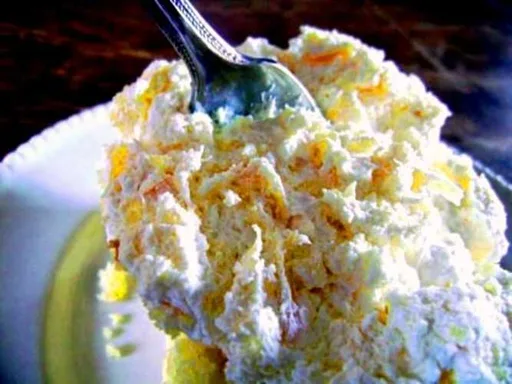 FROSTED MANDARIN PINEAPPLE CAKE