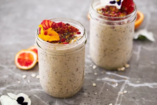 Avena nocturna con crema de almendras