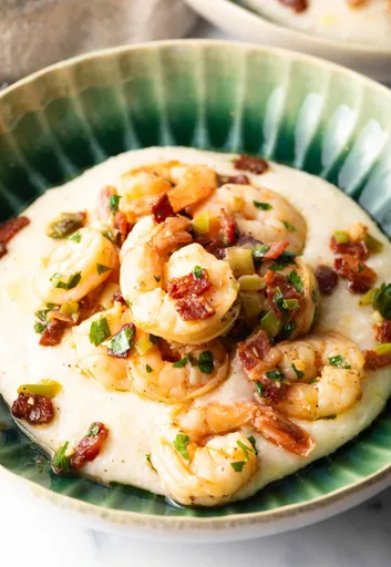 Cheesy Shrimp and Grits