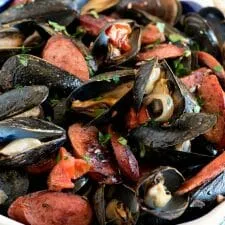 Mejillones al vapor al estilo polaco