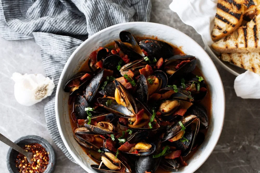 Mussels in Tomato Broth with Bacon