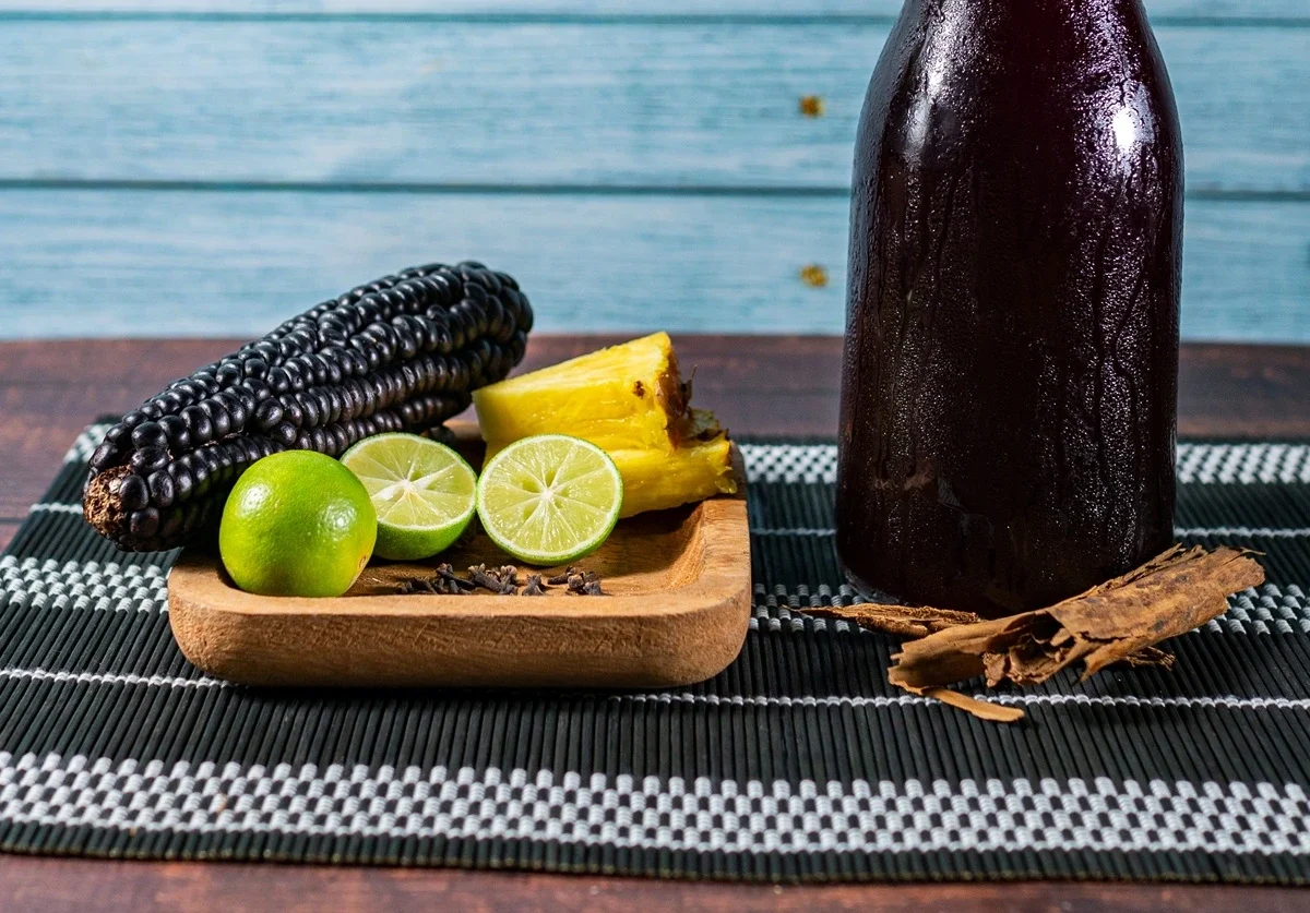 Prepara en casa la clásica chicha morada peruana
