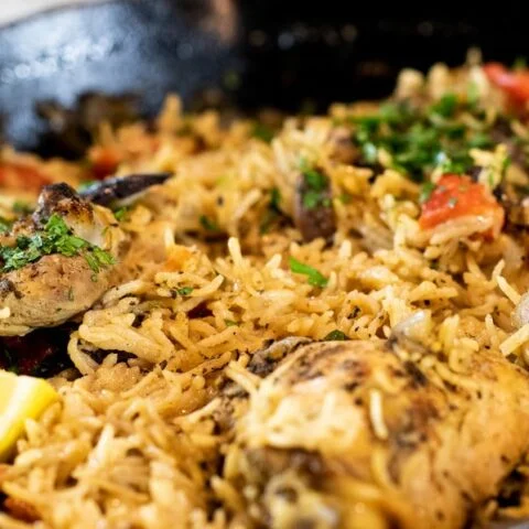 ONE-POT GREEK CHICKEN & RICE