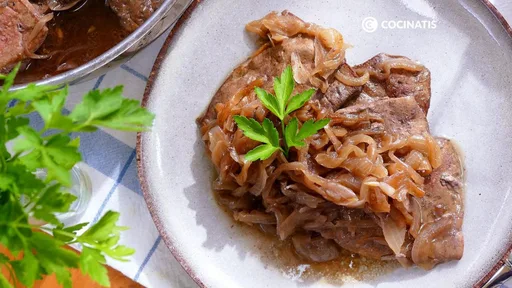 Hígado encebollado