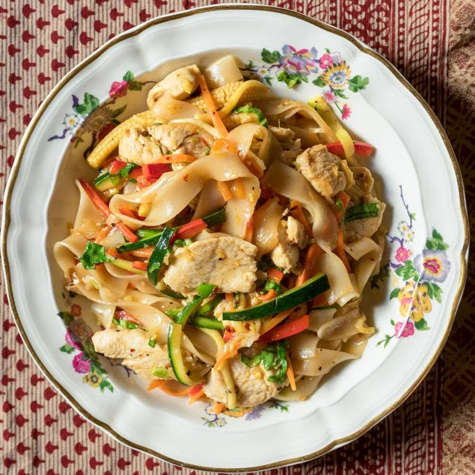 Pad kee mao
