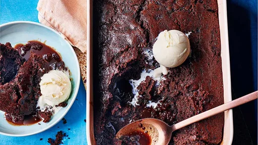 Molten dark chocolate and stout pudding