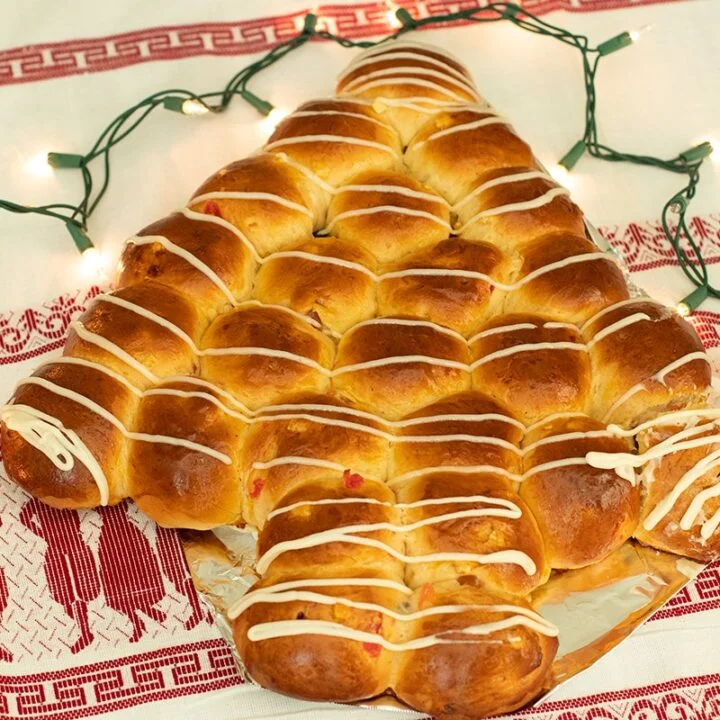 Tsoureki Christmas Tree