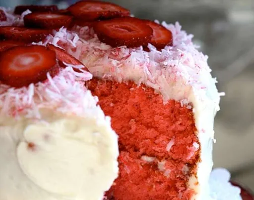 STRAWBERRY COCONUT LAYER CAKE