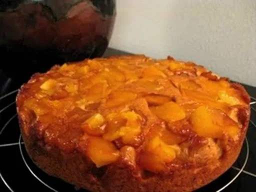 UPSIDE-DOWN MANGO CAKE