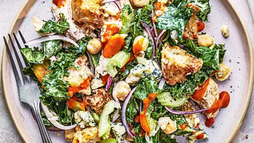 Buffalo chicken, celery and kale salad