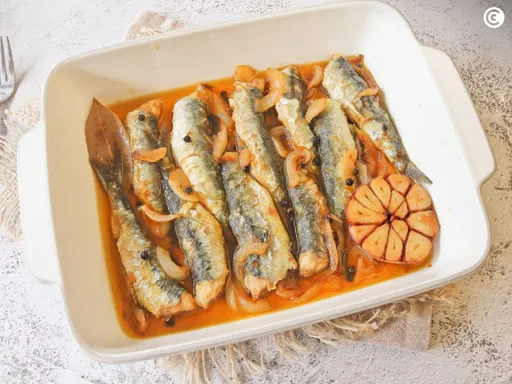 Sardinas en escabeche