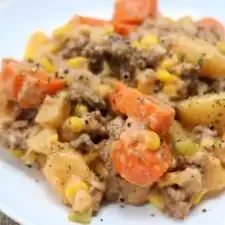 Cozy Farmhouse Beef and Potato Casserole