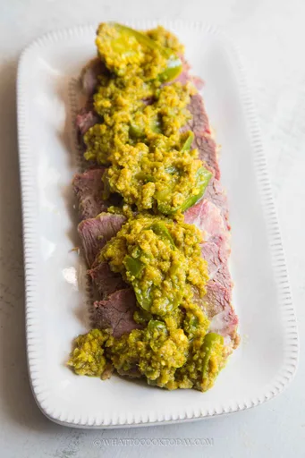 Daging Sapi Cabe Ijo (Braised Beef With Green Sambal)