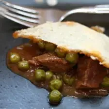 Instant Pot or Crockpot Beef Pot Pie