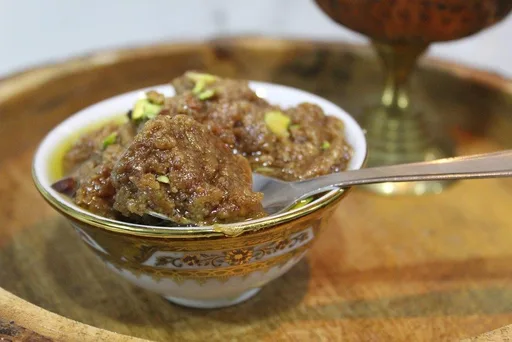 Halwa de dátiles y frutos secos
