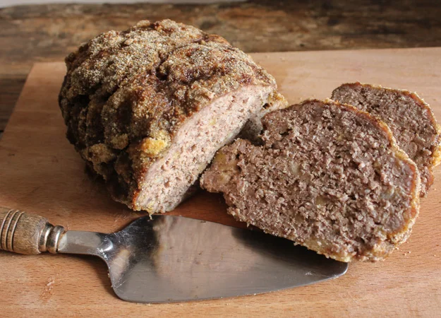 Classic Italian Meatloaf / Polpettone