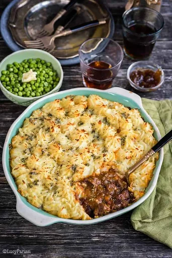 Cottage pie with Stilton Mash