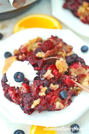 Instant Pot Berry Cobbler