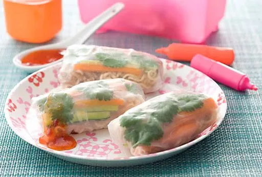 Lunchtime Rice Paper Rolls