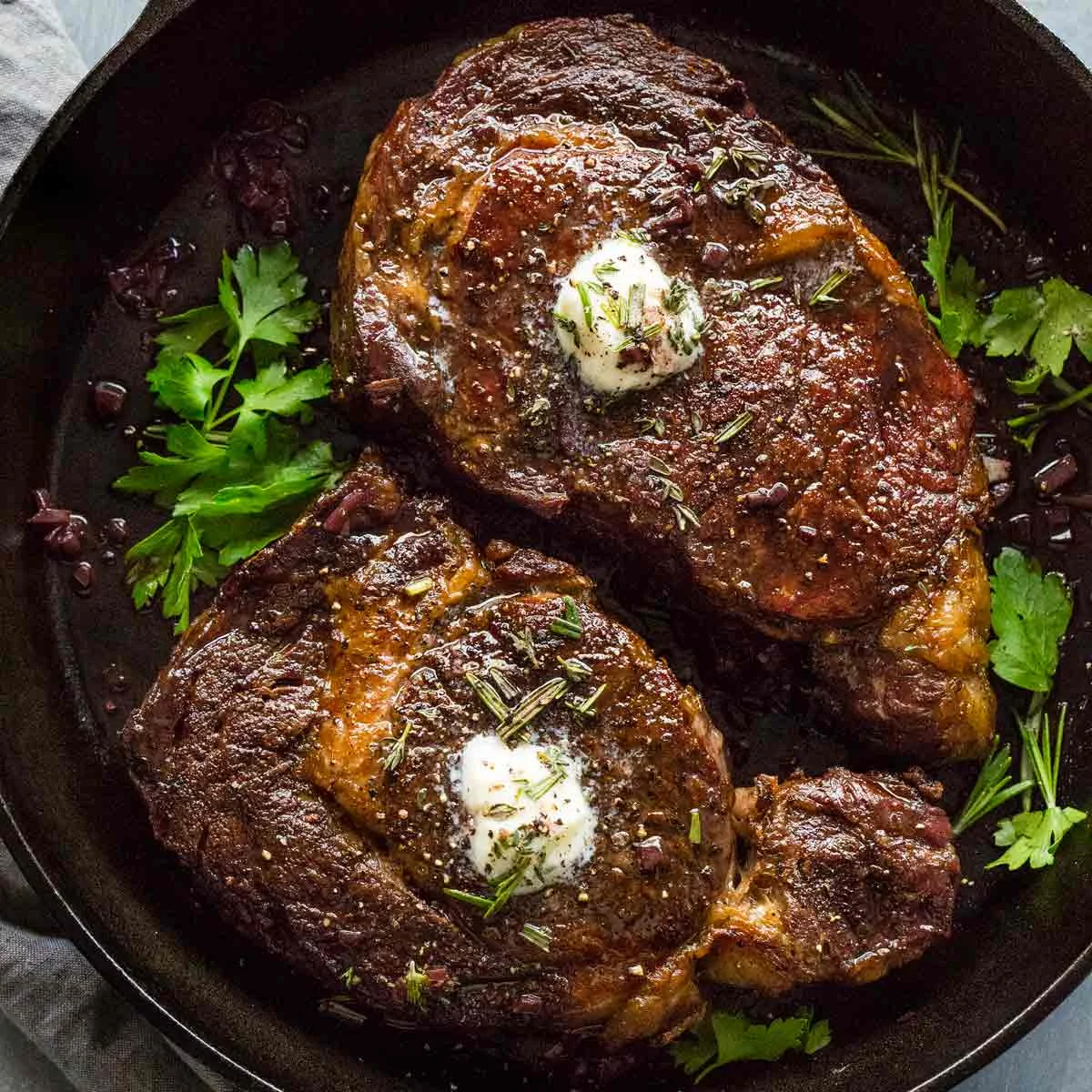 Ribeye Steaks with Red Wine Sauce