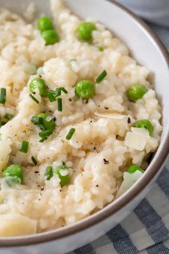 Risotto de guisantes de primavera en olla a presión