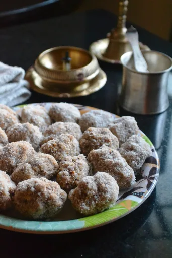 Dharwad Peda (with paneer) - Indian Sweet Recipes