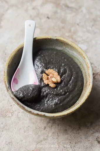 Creamy Walnut Black Sesame Dessert Soup
