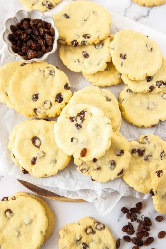 Buttery Sultana Cookies