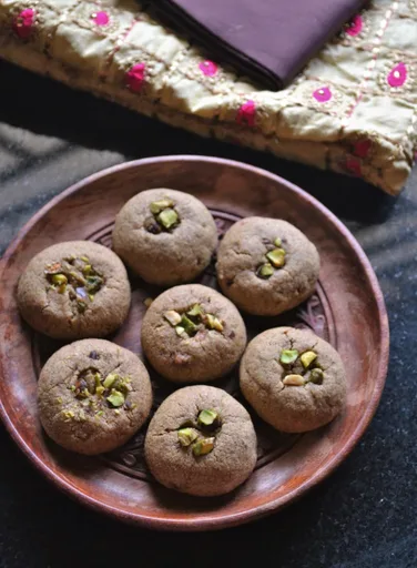 Sathu Maavu / Multi Grain Flour Cookies Recipe