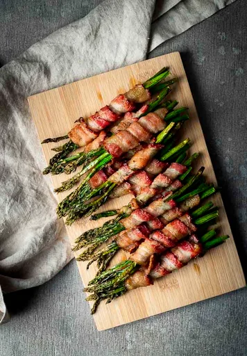 Receta de espárragos envueltos en tocino al horno