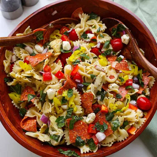 Ensalada de pasta antipasto
