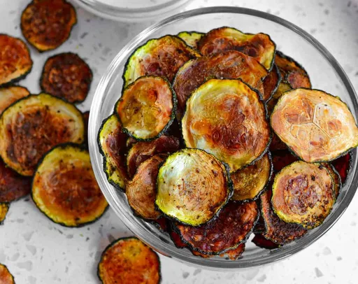 Chips de calabacín al horno