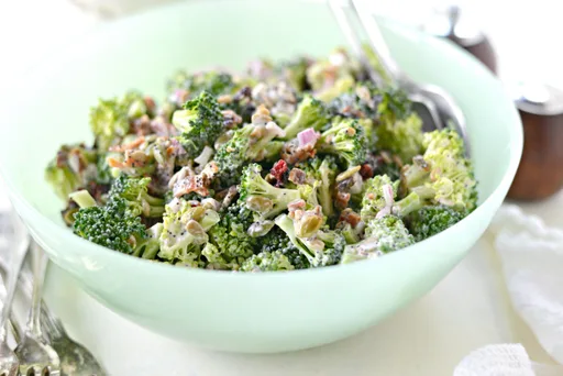 Ensalada crujiente de brócoli