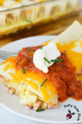 Breakfast Enchiladas with Ham and Cheese