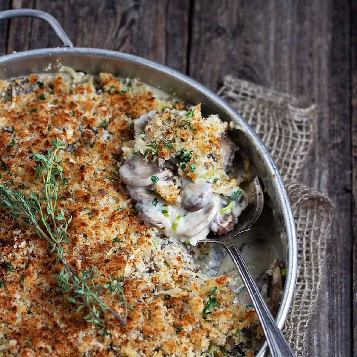 Creamy Leek and Mushroom Bake