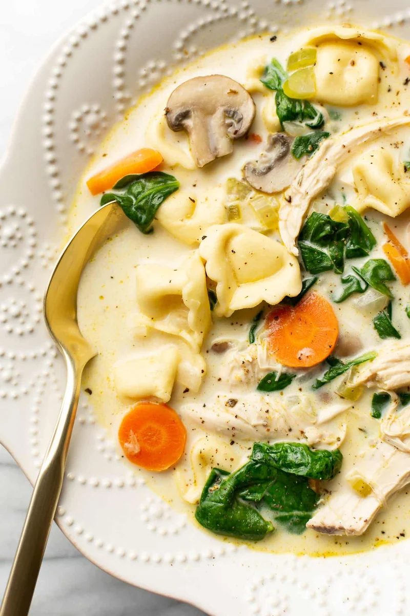 Creamy Spinach Tortellini Soup with Chicken