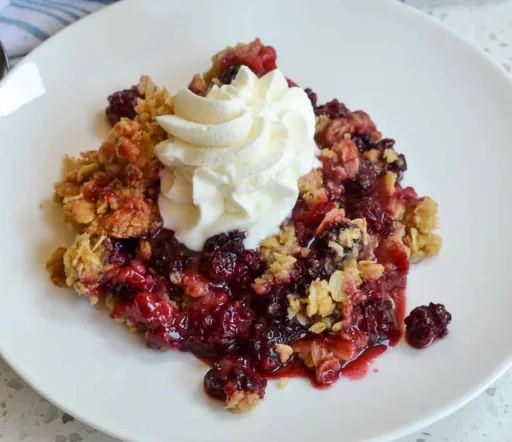 Easy Blackberry Crisp