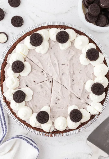 No Bake Oreo Pudding Pie