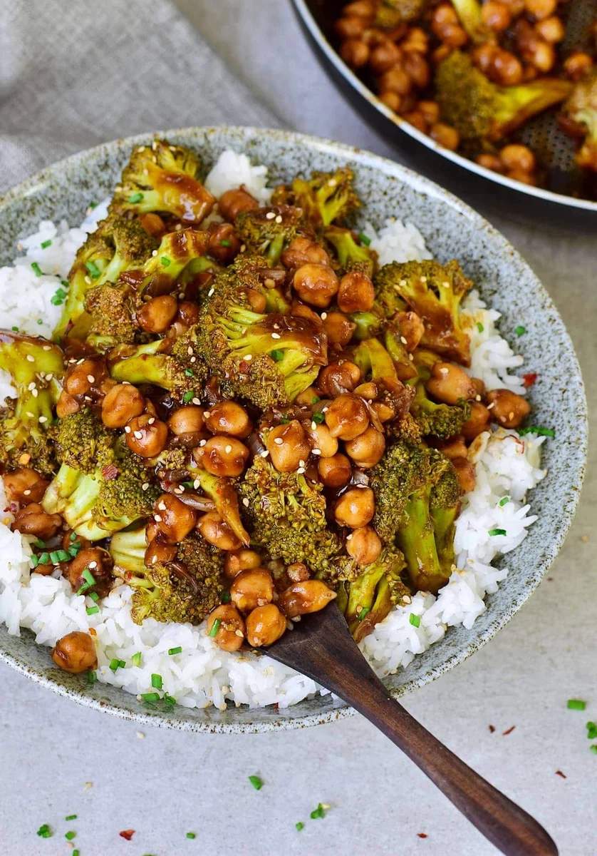 Vegan Chickpea Recipes: Broccoli Stir-Fry