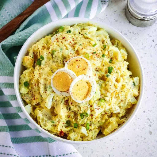Receta Clásica de Ensalada de Patata Sureña