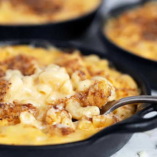 Ultimate Creamy Baked Macaroni and Cheese